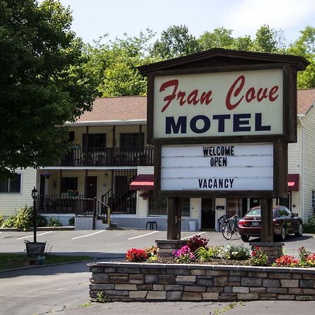 Fran Cove Motel Озеро Джордж Экстерьер фото